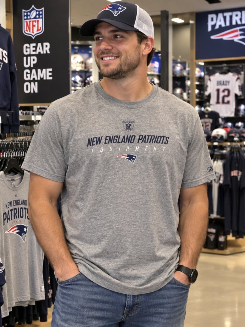 NEW ENGLAND PATRIOTS LONG SLEVE TEE (XL)